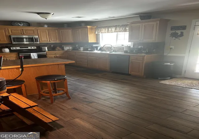 5th image of 215 Iron Hill Rd, Taylorsville, GA 30178 | MLS# 10804609