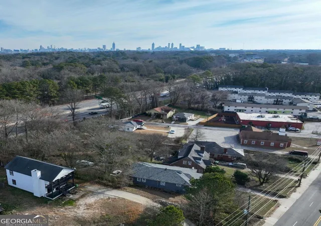 Listing Photo 2 - Condo for sale in building located at 2159 Martin Luther King Jr Dr NW, Atlanta, GA 30310
