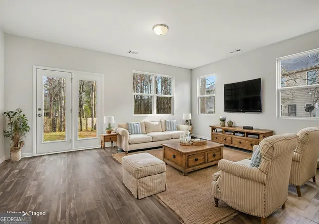 2nd image of 2332 Mckenna Square Dr, Lithonia, GA 30058 | MLS# 10706595