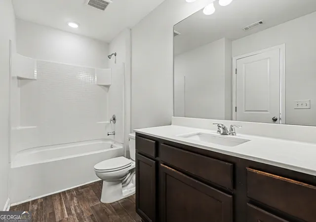 5th image of 2332 Mckenna Square Dr, Lithonia, GA 30058 | MLS# 10706595