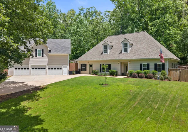 Homes for sale in Dawsonville, GA | 98 Grizzle Rd, Dawsonville, GA 30534 | MLS# 10792128