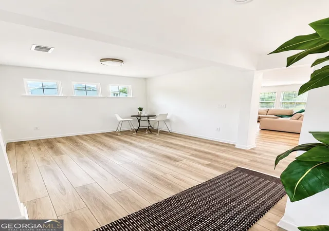 Photo 4 of Single family home for sale at 85 Traminer Wy, Braselton, GA 30517 | MLS# 10835471 | Listing updated on 2026-09-11