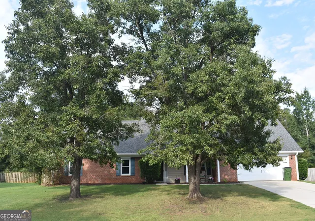 Photo 4 of Sale Pending at 3628 Cherry Creek Dr Se, Conyers, GA 30013 | MLS# 10836125 | Listing updated on 2026-09-23