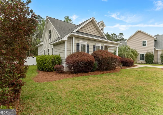 Photo 2 of Single family home for sale at 75 Jacobs Cir, Richmond Hill, GA 31324 | MLS# 10737431 | Listing updated on 2026-09-05