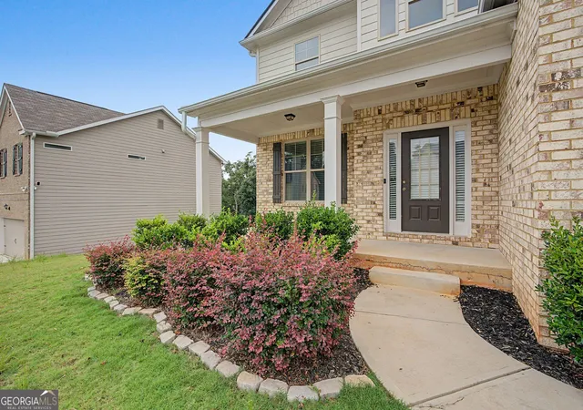 Photo 2 of Single family home for sale at 5628 Woodland Greens Rd, Douglasville, GA 30135 | MLS# 10782369 | Listing updated on 2026-08-04