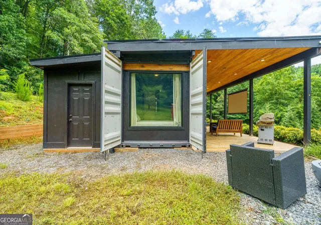 Photo 3 of Sale Pending at 1824 Colwell Rd, Blue Ridge, GA 30513 | MLS# 10809313 | Listing updated on 2026-10-01