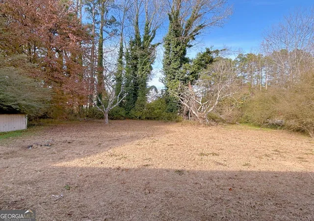 Listing Photo 2 - Condo for sale in building located at 523 Vineyard Rd, Griffin, GA 30223 - Unit #