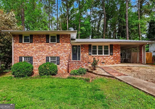 Photo 3 of Single family home for sale at 1455 Sanden Ferry Dr, Decatur, GA 30033 | MLS# 10735882 | Listing updated on 2026-10-17