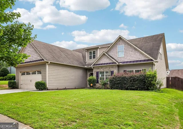 Photo 3 of Single family home for sale at 830 Rock Elm Dr, Auburn, GA 30011 | MLS# 10811005 | Listing updated on 2026-08-28