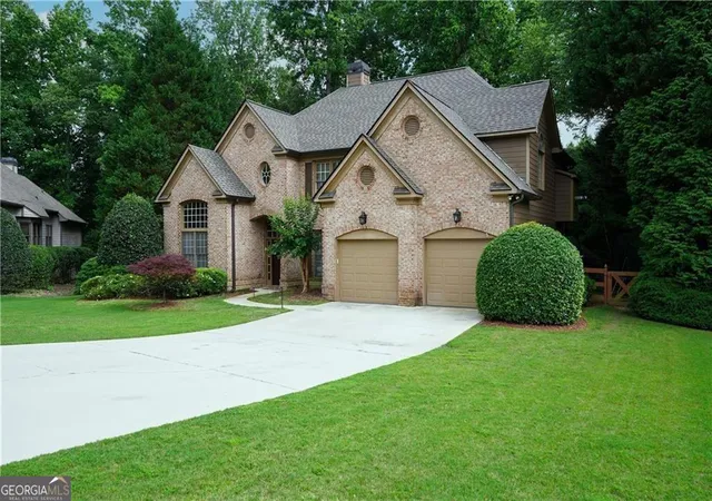 2nd image of 7185 Hartsfield Pl, Suwanee, GA 30024 | MLS# 10818486