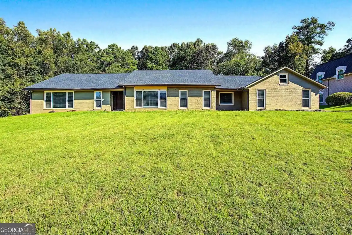 Photo 1 of Single family home for sale at 875 Hickory Oak Holw, Roswell, GA 30075 | MLS# 10854441 | Listing updated on 2026-10-29