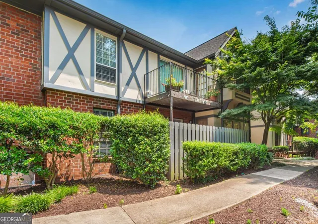 1st image of 6851 Roswell Rd #Q16, Atlanta, GA 30328 | MLS# 10802481