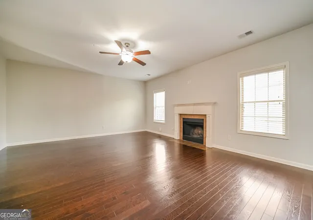 Photo 3 of Sale Pending at 324 Cliffhaven Cir, Newnan, GA 30263 | MLS# 10702680 | Listing updated on 2026-09-15