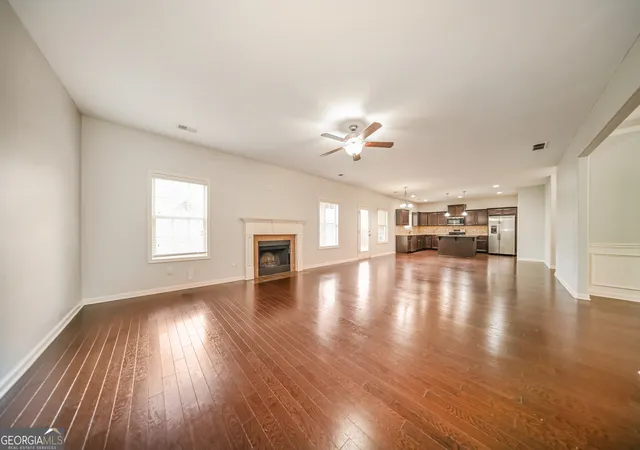 Photo 3 of Sale Pending at 324 Cliffhaven Cir, Newnan, GA 30263 | MLS# 10702680 | Listing updated on 2026-09-15