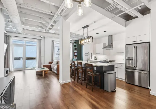Photo 3 of Condo for sale at 805 Peachtree St Ne #411, Atlanta, GA 30308 | MLS# 10825755 | Listing updated on 2026-08-27