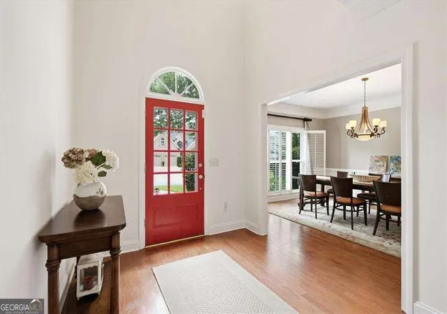 Photo 3 of Single family home for sale at 720 Noble Oak Dr, Marietta, GA 30068 | MLS# 10806765 | Listing updated on 2026-09-12