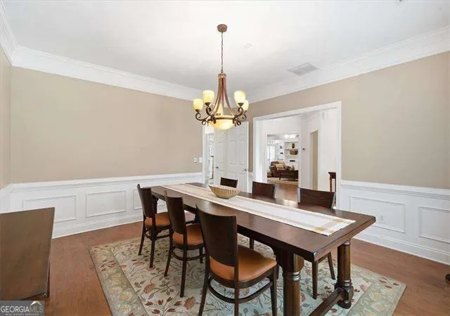 Photo 4 of Single family home for sale at 720 Noble Oak Dr, Marietta, GA 30068 | MLS# 10806765 | Listing updated on 2026-09-12