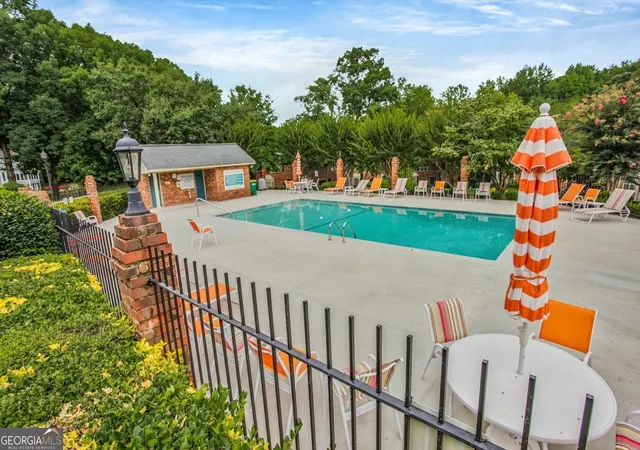 2nd image of 6420 Windsor Trace Dr, Peachtree Corners, GA 30092