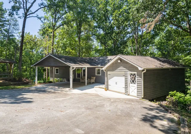 2nd image of 396 Cardinal Ln, Toccoa, GA 30577 | MLS# 10615530