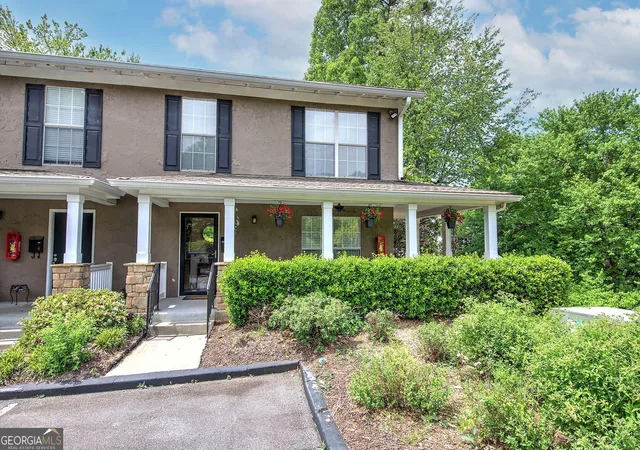 Townhouse for sale at 3200 Seven Pines Ct #108, Atlanta, GA 30339 | MLS# 10815558