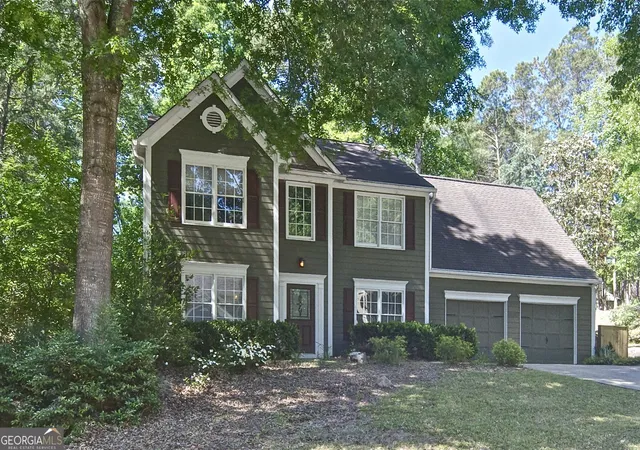 Photo 1 of Single family home for sale at 8004 Huntcliff Rd, Woodstock, GA 30189 | MLS# 10786109 | Listing updated on 2026-09-19