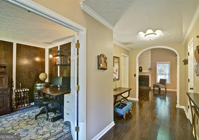 Photo 4 of Single family home for sale at 8004 Huntcliff Rd, Woodstock, GA 30189 | MLS# 10786109 | Listing updated on 2026-09-19