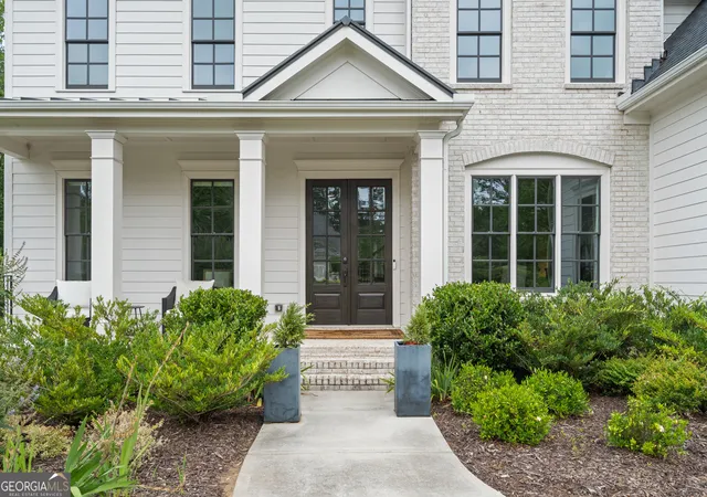 3rd image of 2045 Kent Ct, Alpharetta, GA 30004 | MLS# 10814753