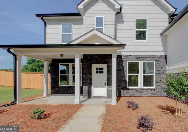 3rd image of 23 Woodland Rd, Covington, GA 30016 | MLS# 10790329