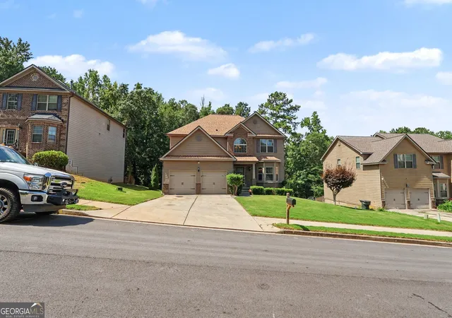 Photo 3 of Single family home for sale at 175 Providence Pkwy, Covington, GA 30014 | MLS# 10823430 | Listing updated on 2026-10-16