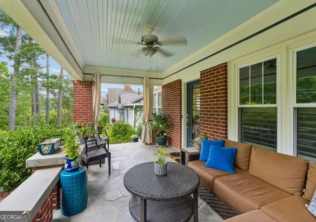 Photo 4 of Single family home for sale at 776 Yorkshire Rd NE, Atlanta, GA 30306 | MLS# 10806469 | Listing updated on 2026-07-31