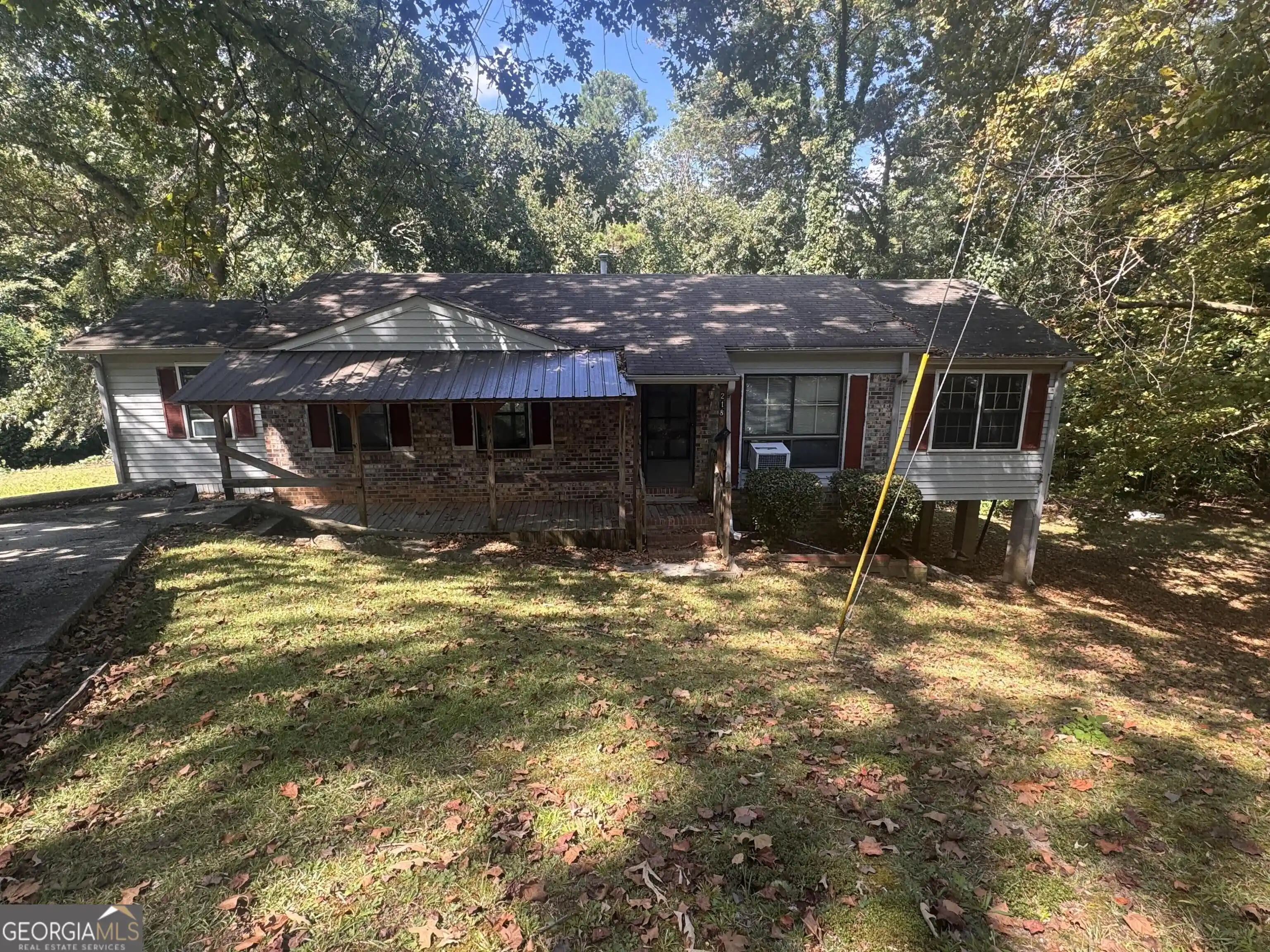 Single family home for sale at 218 Alban Ct, Toccoa, GA 30577 | MLS# 10869232