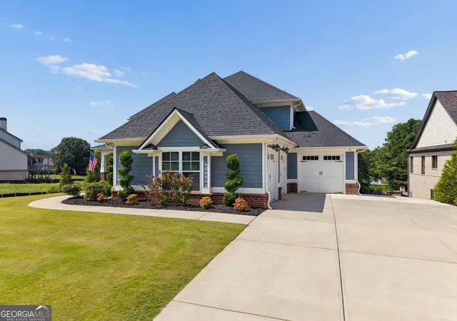 Photo 3 of Single family home for sale at 1430 Traditions Wy, Jefferson, GA 30549 | MLS# 10834881 | Listing updated on 2026-09-11