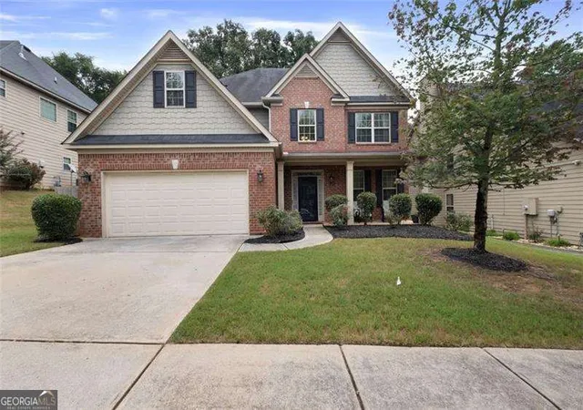Photo 1 of Single family home for sale at 4240 Henry Rd, Snellville, GA 30039 | MLS# 10815985 | Listing updated on 2026-10-06
