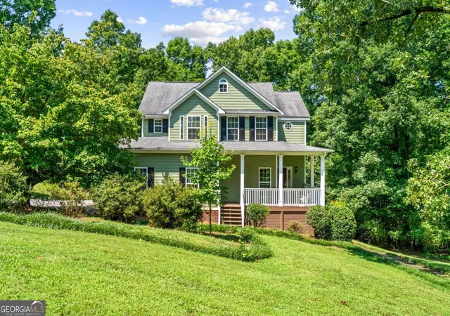 2nd image of 185 Thornwood Dr Se, Calhoun, GA 30701 | MLS# 10825348