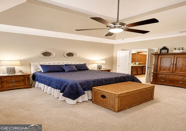 Listing Photo 4 - Condo for sale in building located at 2680 Middlecreek Wy, Cumming, GA 30041