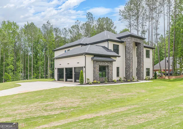 Photo 2 of Mansion for sale at 236 Kingscastle Dr, Ellenwood, GA 30294 | MLS# 10753610 | Listing updated on 2026-07-08