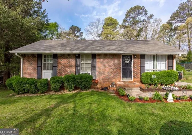 image of 10167 Port Royal Ct, Jonesboro, GA 30238 | MLS# 10715193