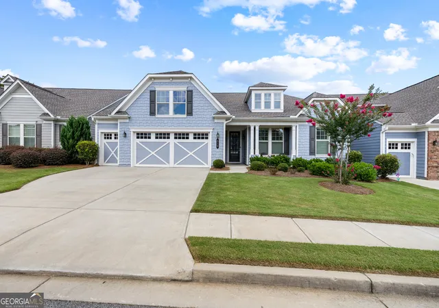 Photo 2 of Single family home for sale at 519 Cottonwood Cir, Peachtree City, GA 30269 | MLS# 10812782 | Listing updated on 2026-08-17