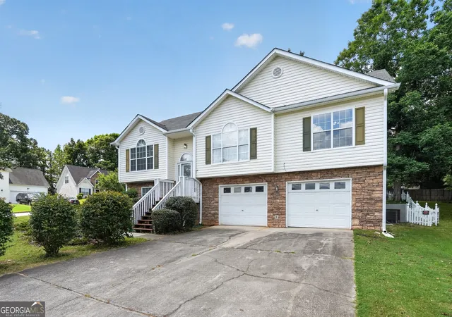 4th image of 10683 Redbud Ln, Jonesboro, GA 30238 | MLS# 10804163