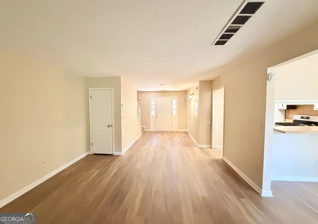 Photo 2 of Multi family home for sale at 4030 Hawthorne Cir SE, Smyrna, GA 30080 | MLS# 10763794 | Listing updated on 2026-05-27