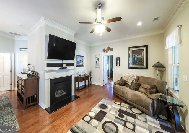 3rd image of 1701 Hvn Cir, Douglasville, GA 30135