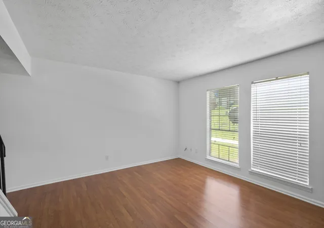 Photo 4 of Condo for sale at 3160 Citrus Ct, Decatur, GA 30034 | MLS# 10836369 | Listing updated on 2026-09-14