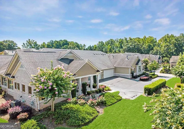 2nd image of 243 Orchards Cir, Woodstock, GA 30188 | MLS# 10829823