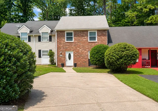 Photo 1 of Townhouse for sale at 397 Patrick Henry Ct, Riverdale, GA 30274 | MLS# 10756456 | Listing updated on 2026-08-29