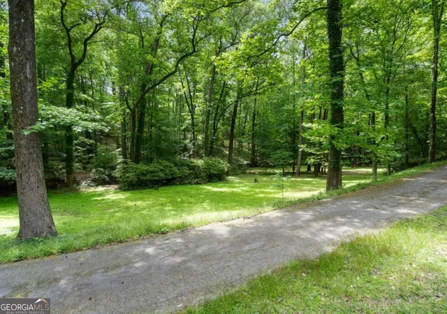4th image of 1340 W Garmon Rd, Sandy Springs, GA 30327 | MLS# 10762285