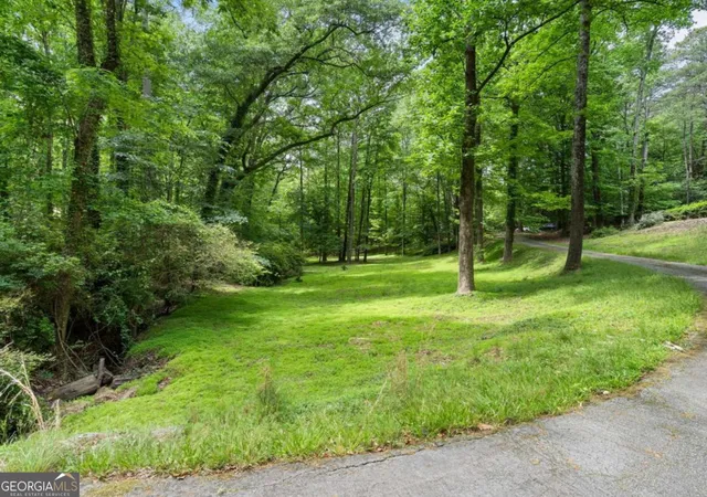 5th image of 1340 W Garmon Rd, Sandy Springs, GA 30327 | MLS# 10762285