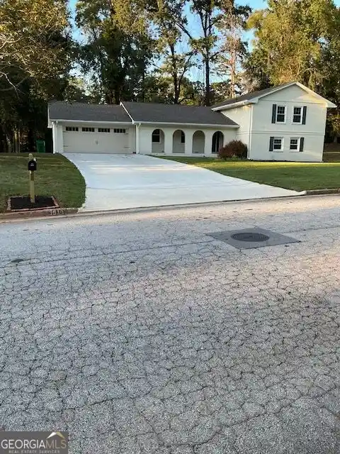 Photo 1 of Single family home for sale at 3530 N Columbia Pkwy, Decatur, GA 30034 | MLS# 10853637 | Listing updated on 2026-10-14