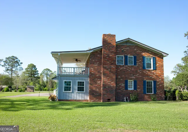 Homes for sale in Blackshear, GA | 2110 Ware St, Blackshear, GA 31516 | MLS# 10774972