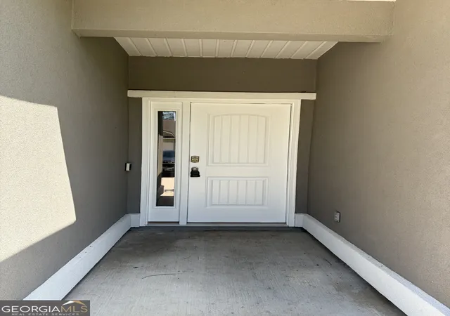 Photo 2 of Single family home for sale at 325 Gary Cir, Saint Marys, GA 31558 | MLS# 10806087 | Listing updated on 2026-07-29