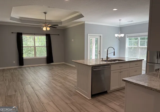 Photo 3 of Single family home for sale at 325 Gary Cir, Saint Marys, GA 31558 | MLS# 10806087 | Listing updated on 2026-07-29